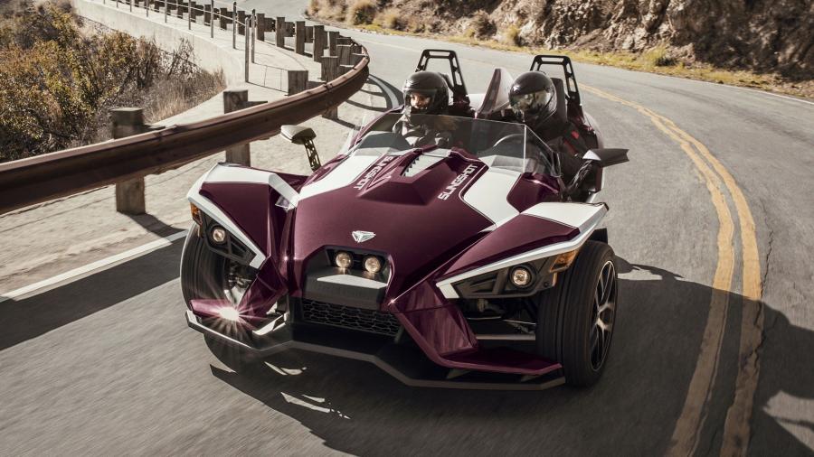  Polaris Slingshot SL LE Midnight Cherry 2017 года  (фото 4 из 8)